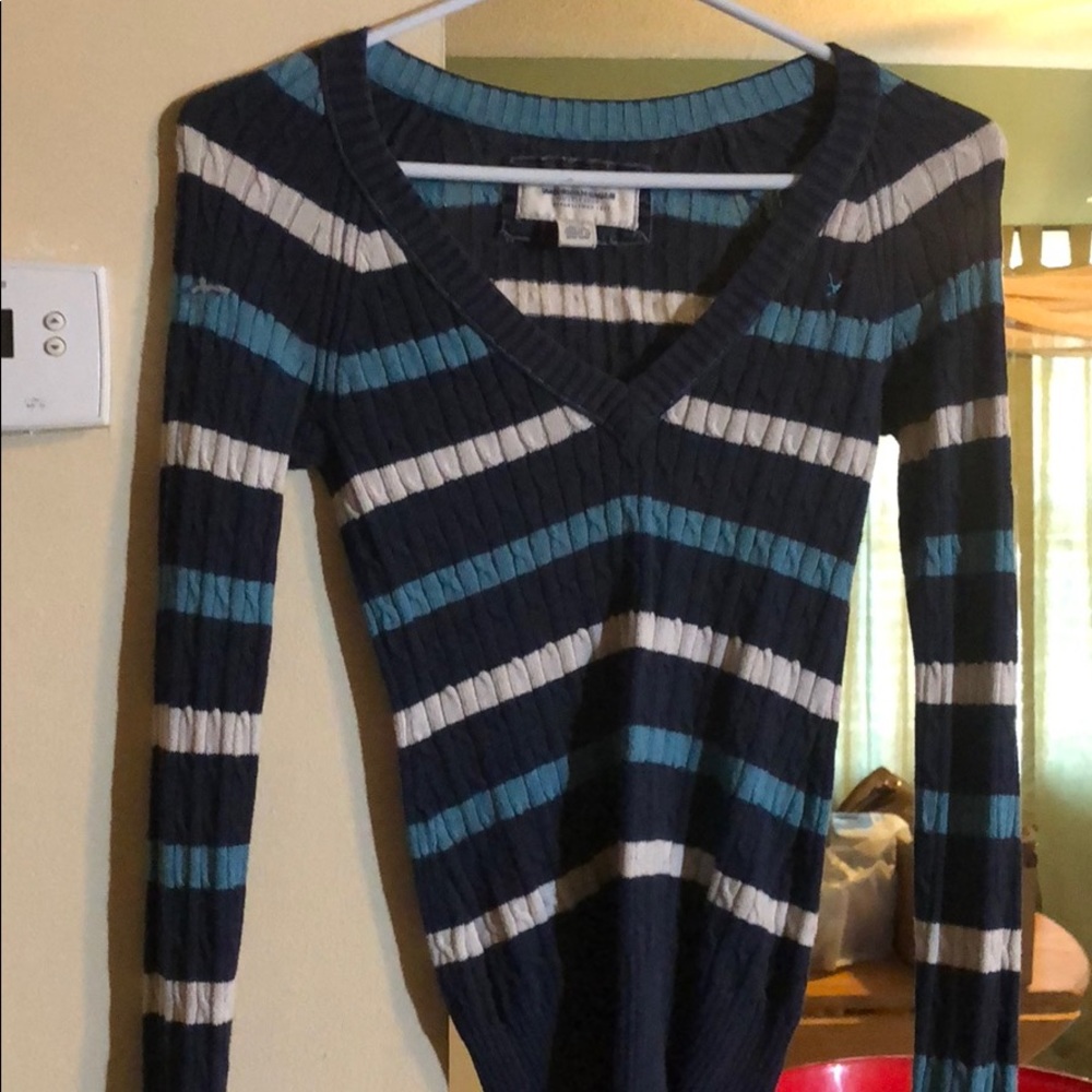 Great condition women’s American Eagle Sweater